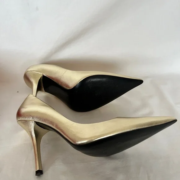 Guess Gold Stiletto Heels with Pointed Toe - Picture 6 of 7